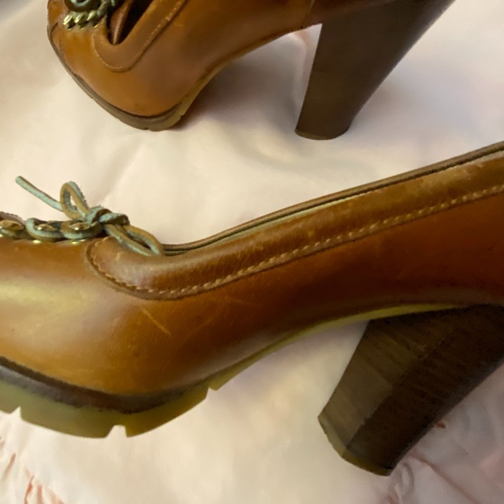 EUC Vintage Michael Kors Winter Warrior Leather Stacked Heels-8 1/2 - Picture 10 of 16